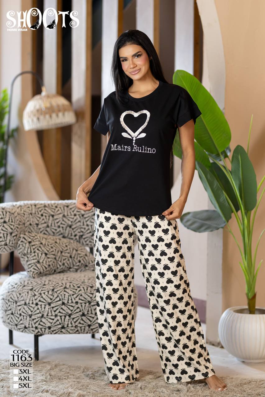 Black “Heart Design” T-Shirt