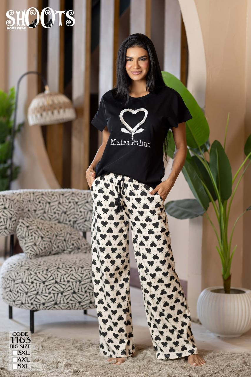 Black “Heart Design” T-Shirt